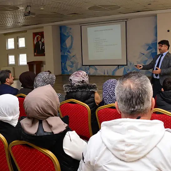 ‘Kayseri’de 10 bin kişi alzheimer hastası’