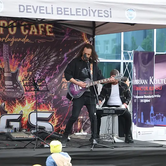 Kayseri'de gençler festivale akın etti