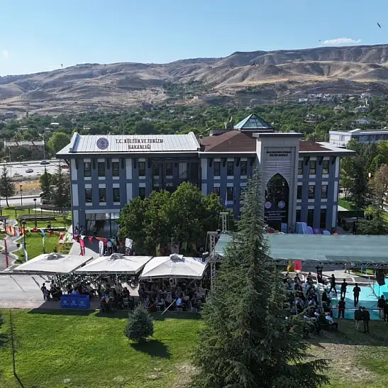 Kayseri'de öğrencilerin yeni adresi! Tam 7 noktada hizmet veriyor