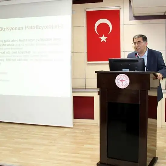 Kayseri’de sağlık çalışanlarına eğitim! Hastalar için hayati konu masada