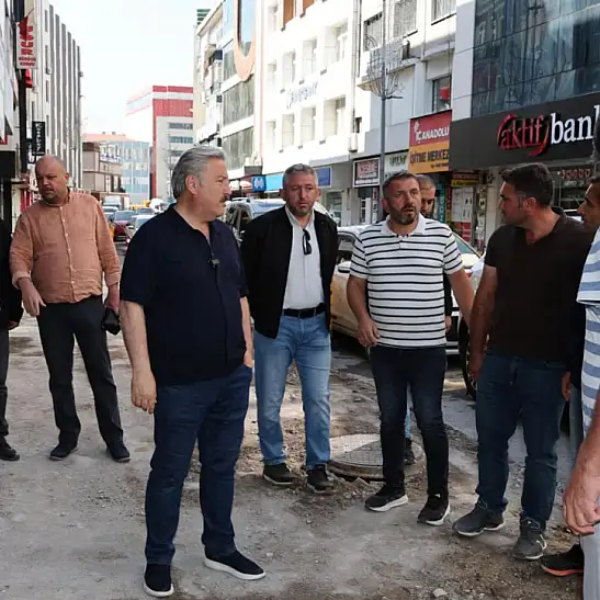 Kayseri’de şehir merkezinde büyük değişim! 2 bin 100 metrelik yaya yolu yenileniyor