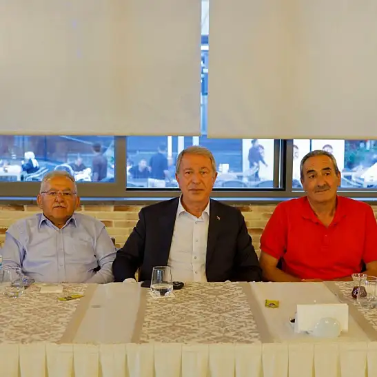 Kayseri’de vefa buluşması: Büyükkılıç ve Akar şehit aileleriyle bir araya geldi!
