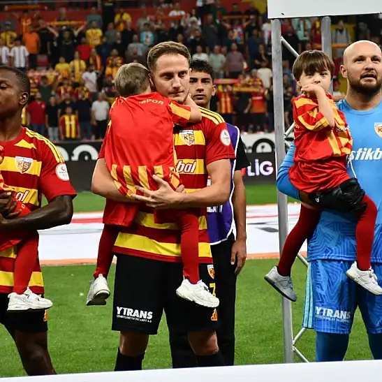 Kayserispor-İstanbulspor maçında yüzleri gülümseten anlar!
