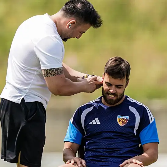 Kayserispor oyuncularından renkli görüntüler