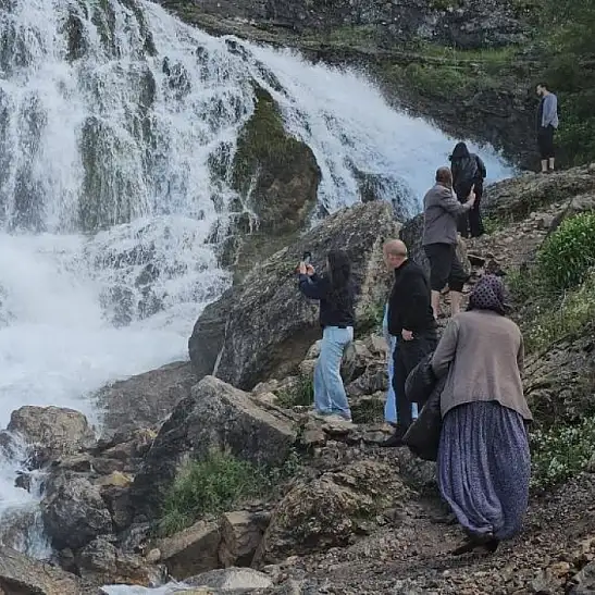 Kurban Bayramı tatilinde Derebağ Şelalesi ilgi odağı oldu