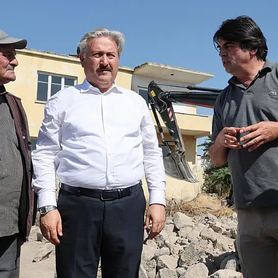 Melikgazi’de eski yapılar yerini yeni konutlara bırakacak