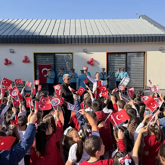 Minikler mehter takımıyla coştu