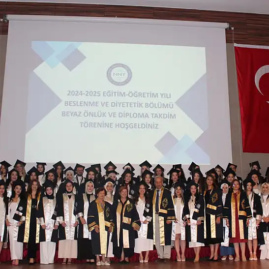 NNYÜ Sağlık Bilimleri Fakültesi’nde mezuniyet sevinci
