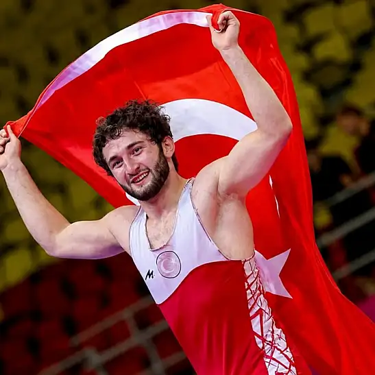 Kayserili sporcusundan büyük başarı!