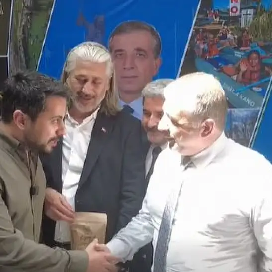 Sosyal medya fenomeni Kayserili başkanla bir araya geldi
