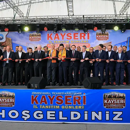 Talas rüzgârı İstanbul’da esti