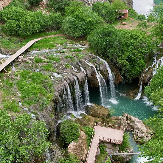 Yahyalı’da turizme yeni güç katacak proje: Şelaleye ulaşım kolaylaşacak!