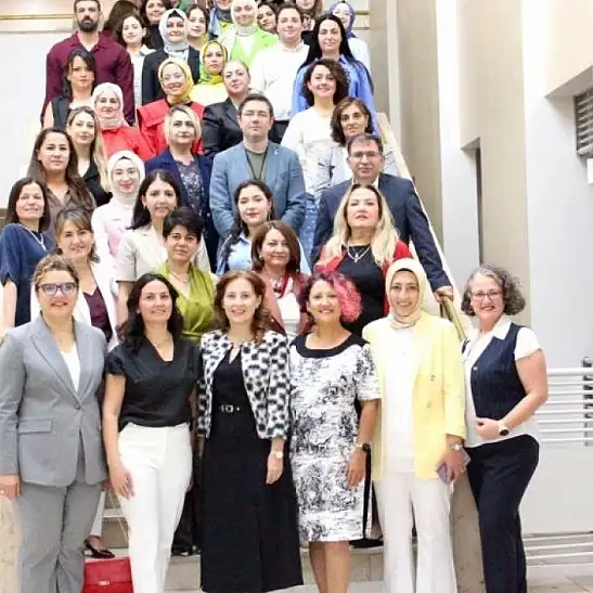 Yaşlılarda enfeksiyon belirtilerine dikkat! Uzman isim uyardı