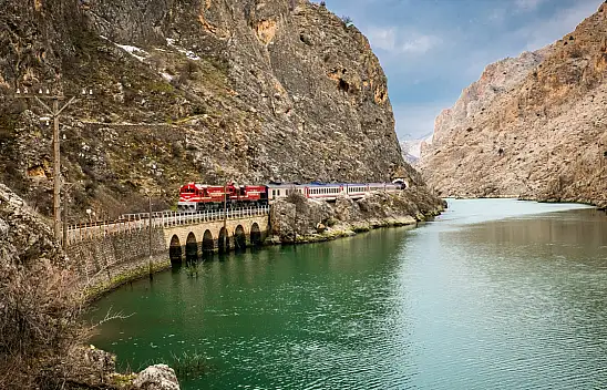 20 bin TL'ye kadar çıkıyor! Turistik Doğu Ekspresi'nde biletler satışta
