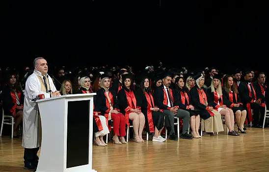 250 öğrenci için mezuniyet sevinci!