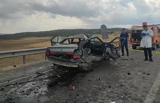 38 plakalı araç kazaya karıştı: 1 ölü, 3 yaralı