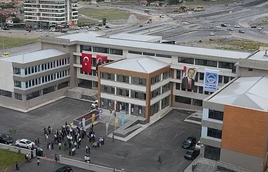 6. sınıf öğrencisi Erva'yı trafik kazası hayattan kopardı!