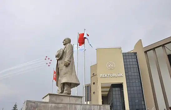 Rektör açıkladı: Kayseri'de yapılacak yeni hastanede deprem anında da ameliyat yapılabilecek!