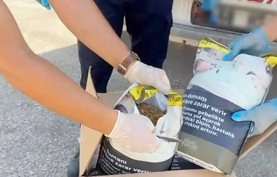Adana'da 7 bin 500 kilo kaçak tütün ele geçirildi!
