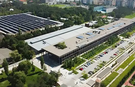 AGÜ, devleri geride bıraktı 8. oldu!