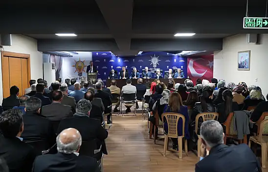 AK Parti'de il kongresi hareketliliği