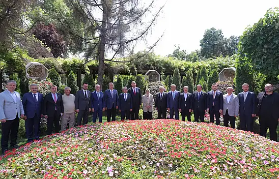 AK Parti'de merakla beklenen isimler Kayseri'ye geldi