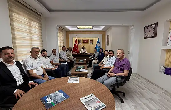 AK Parti Kayseri'de vatandaşa böyle çağrı yaptı: Konuşacak çok şeyimiz var, bekliyoruz