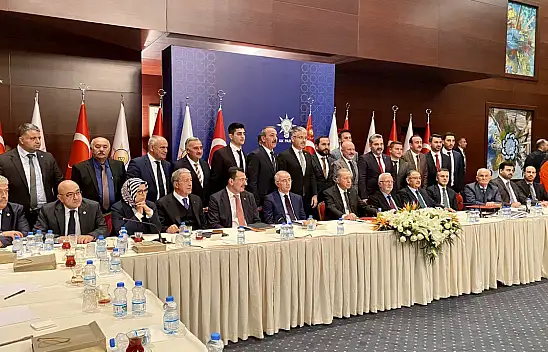 AK Partili Başkanların Erdoğan 'mülakatından' dikkat çeken fotoğraf!