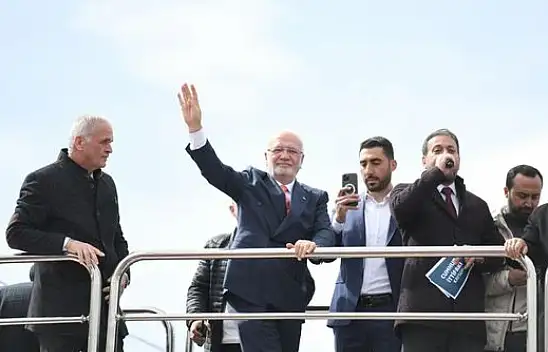 Elitaş: Eskiden vatandaş bizden ebe, imam isterdi, şimdi fiber internet istiyor, Türkiye'nin geldiği duruma bakar mısınız?