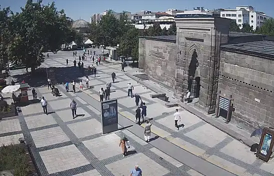 AK Partili vekil Kayseri'deki o mekânda yaşadığı şoku anlattı