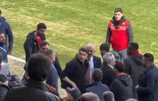 Ali Çamlı: Öpüştük, sarıldık… Sorun yok!