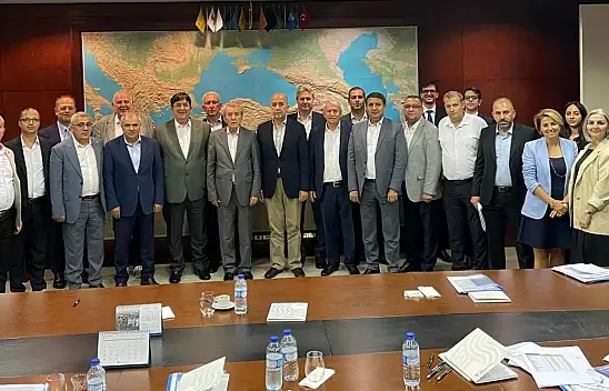 Altı bin beş yüz çalışanın yüzünü güldüren imza