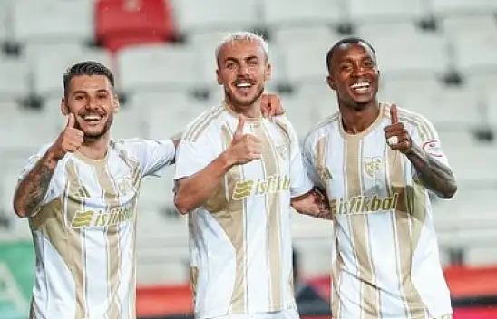 Kayserispor 49 yıl sonra bir ilki başardı