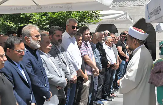 Arıkan son yolculuğuna uğurlandı...