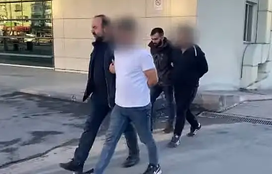 Arkadaşlar arasında kavga: 1 kişi hayatını kaybetti