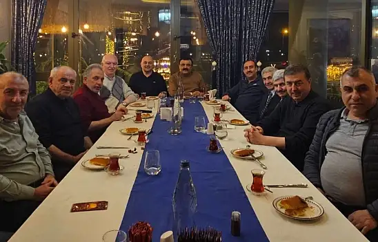 Avrupa'ya giden Kayserili Belediye Başkanları İstanbul'da buluştu! Bakın kim ağırladı?