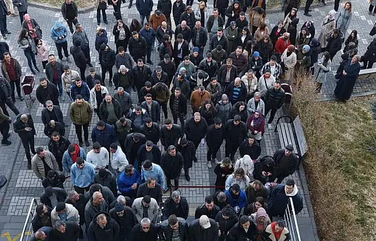 Prim, iaşe ve market desteği... Kayseri'de 100 kişi alınacak
