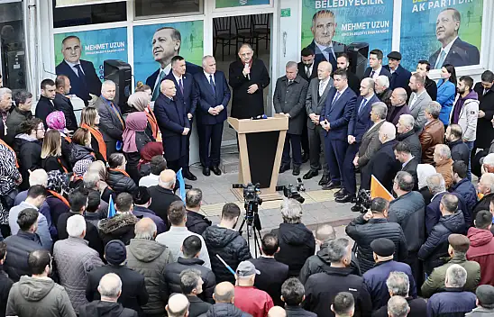 Bakan Özhaseki öğrencilik yıllarındaki belediyeciliği anlattı