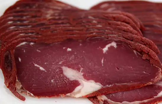 Bakan Yumaklı'dan Afyon pastırması açıklaması: Artık Avrupa sofralarında da tanınacak! Peki Kayseri Pastırmasına ne oldu?