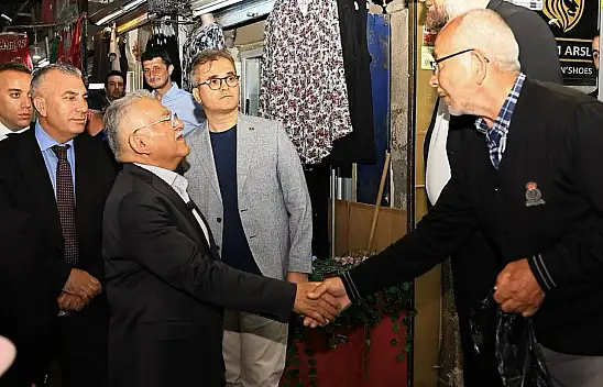 Başkan Büyükkılıç çarşı ziyaretinde!