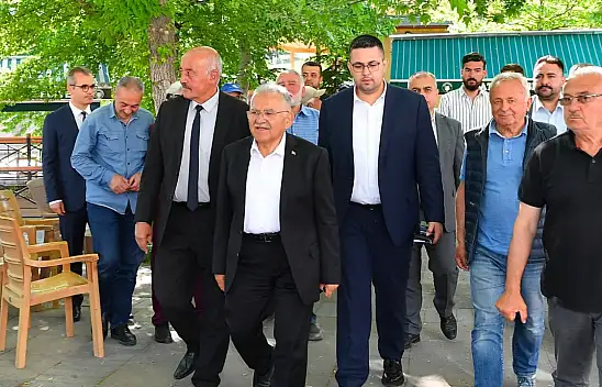 Başkan Büyükkılıç ilçe ziyaretlerine devam ediyor: Sarıoğlan ve Özvatan'da