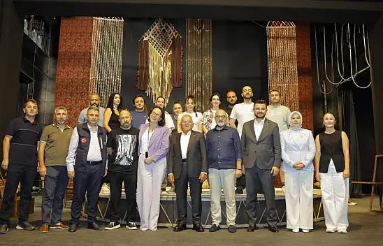 Başkan Büyükkılıç Kayseri Devlet Tiyatrosu'nu ziyaret etti!
