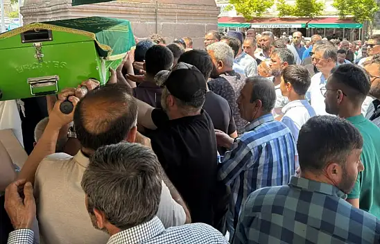 Başkan Büyükkılıç'tan mesai arkadaşına veda: Özveriyle görev yapan kardeşimizdi