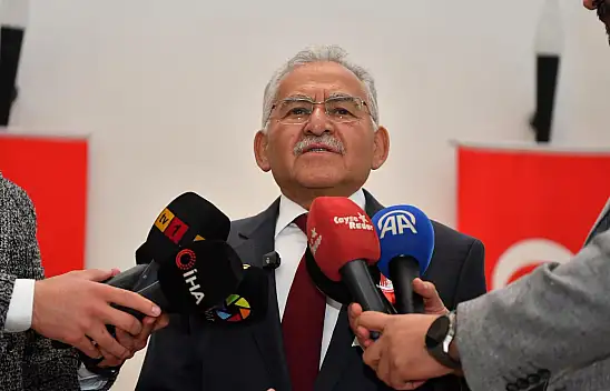 Başkan Büyükkılıç'tan tramvay hattı açıklaması