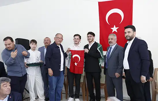 Başkan Büyükkılıç'tan Sinan Burhan'ın oğluna asker uğurlaması