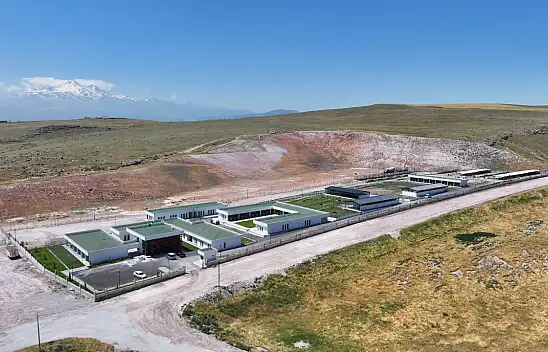 Başkan Çolakbayrakdar'dan Hayvan Bakımevi incelemesi