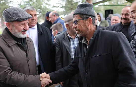 Başkan Çolakbayrakdar'dan kırsala destek!