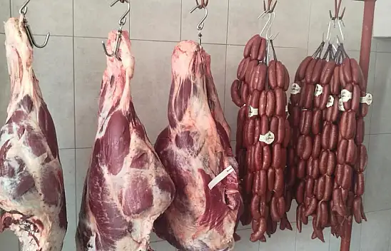 Başkan'dan vatandaşa et ve sucuk çağrısı