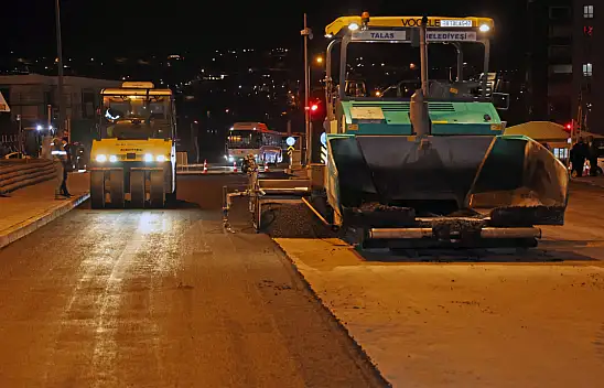 Başkan Yalçın'dan çalışanlara jest