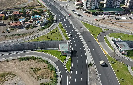 Belediye'den 1 milyon 851 bin 500 ton sıcak asfalt